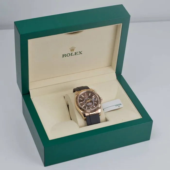 Bracelets Rolex Rolex SkyDweller 42mm Ref 3262350005 Chocolate Stick Dial 18K Rose Gold Case Black Oysterflex Bracelet Watch