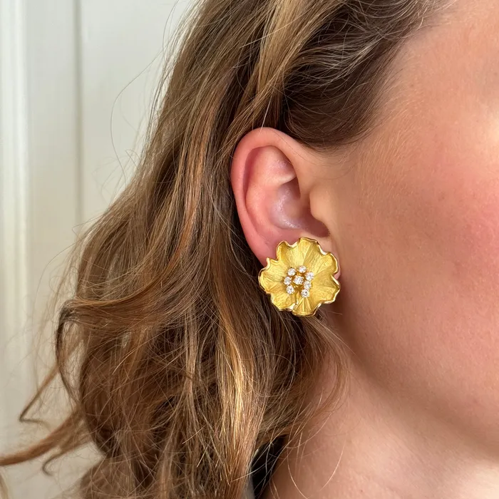 Earrings Croghans Vintage Diamond 18K Yellow Gold Flower ClipOn Earrings