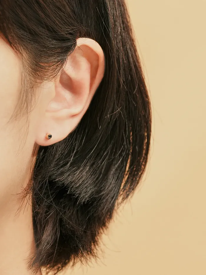 MinimalBijoux PreStyled Sets 14K Gold Eyes Color Cubic Ball Labret Piercing 18g16g