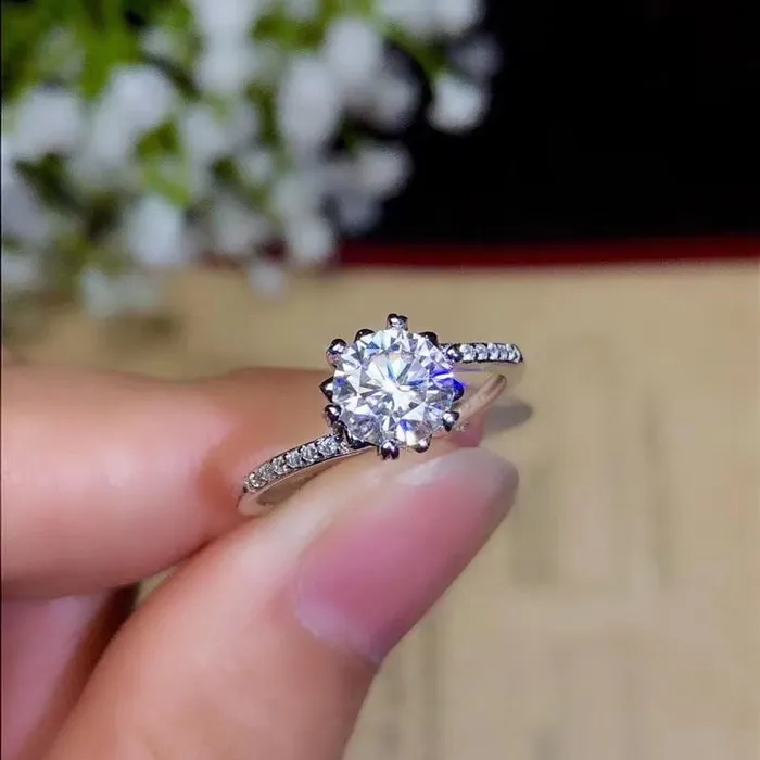 Luxus Moissanite Rings Jewelry Rings Platinum Plated Silver Moissanite Ring 1ct Center Stone