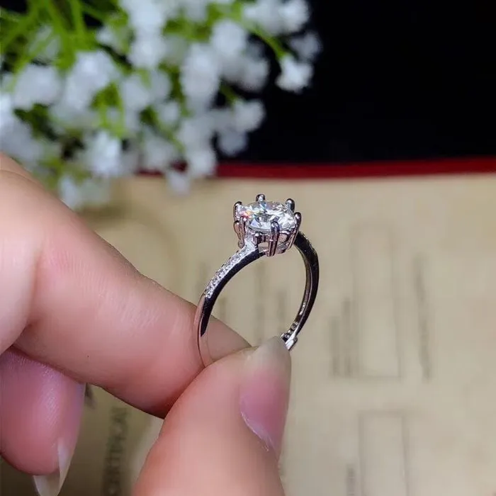 Luxus Moissanite Rings Jewelry Rings Platinum Plated Silver Moissanite Ring 1ct Center Stone