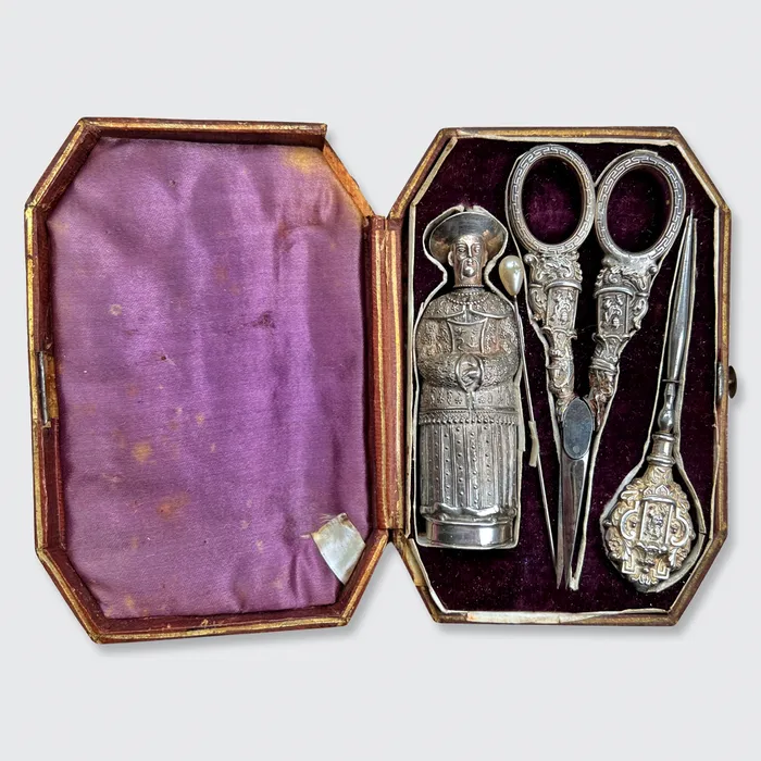 21stfinds Rings Silver Chinoiserie Sewing Kit
