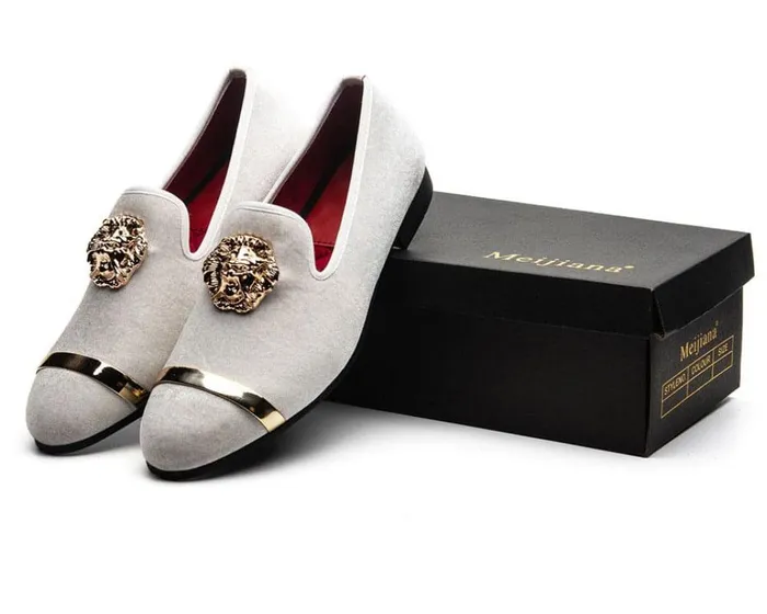 Divine Inspiration Styles Rings MEIJIANA Mens Genuine Velvet Leather White Loafers With Medallion Ring Designer Shoes