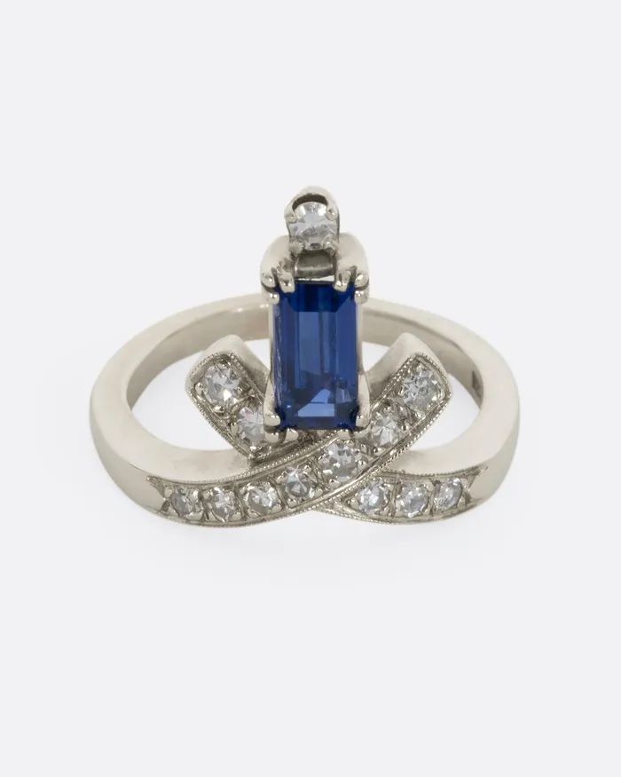 EXCALIBUR Rings Sapphire and Diamond Crossed Ring EXCALIBUR Rings Sapphire and Diamond Crossed Ring