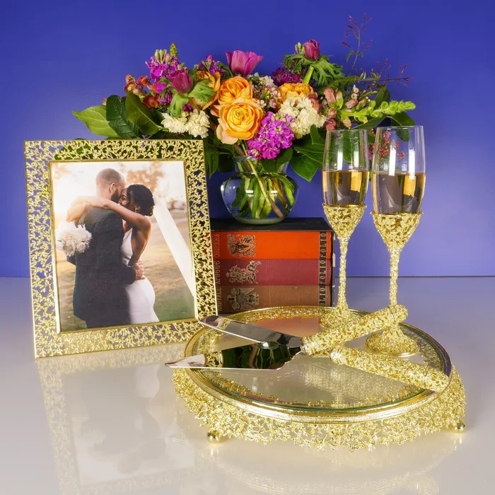 Olivia Riegel Gold Isadora 5 x 7 Frame Olivia Riegel PreStyled Sets Olivia Riegel Gold Isadora 5 x 7 Frame Olivia Riegel PreStyled Sets