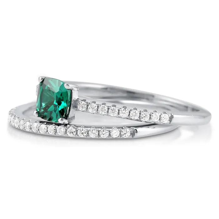 BERRICLE Rings Solitaire 06ct Green Cushion CZ Ring Set in Sterling Silver