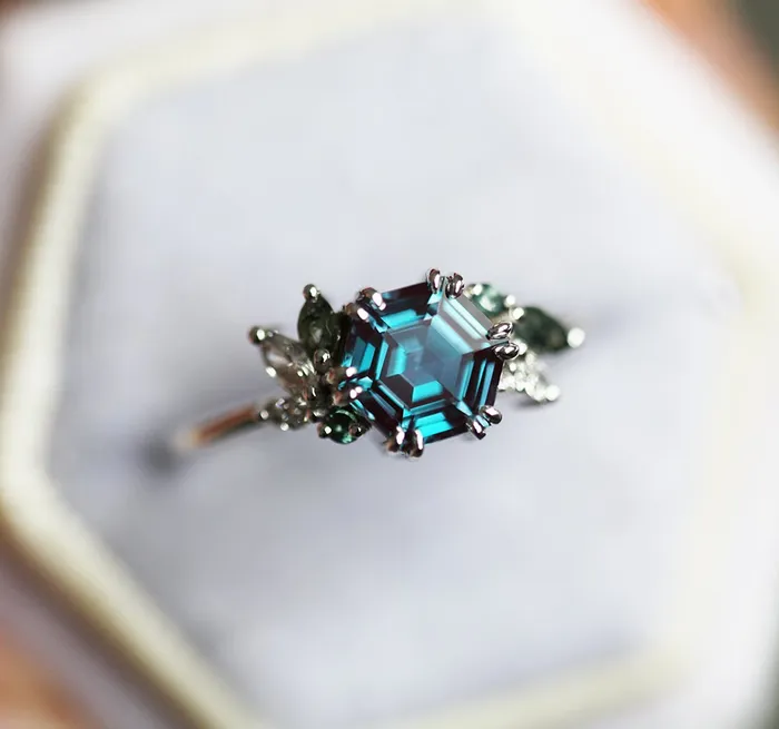 Capucinne Aerin Hexagon Cluster Ring Rings