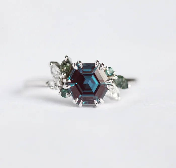 Capucinne Aerin Hexagon Cluster Ring Rings