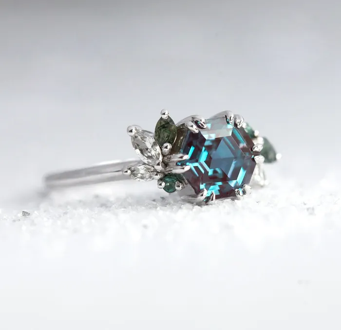 Capucinne Aerin Hexagon Cluster Ring Rings