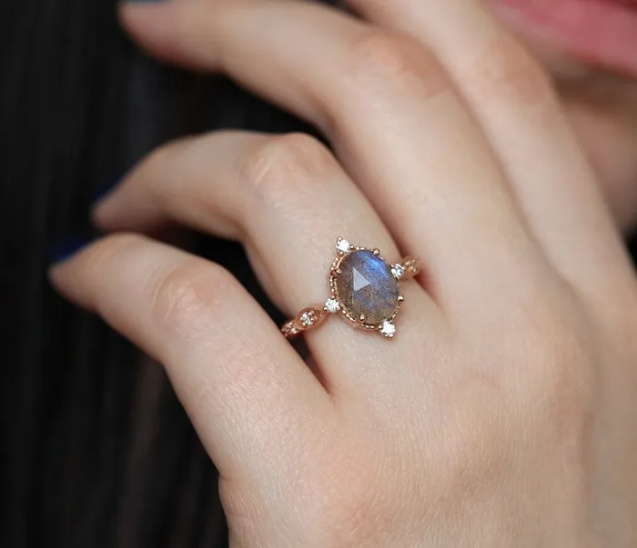 Capucinne Arya Vintage Inspired Labradorite Ring Rings