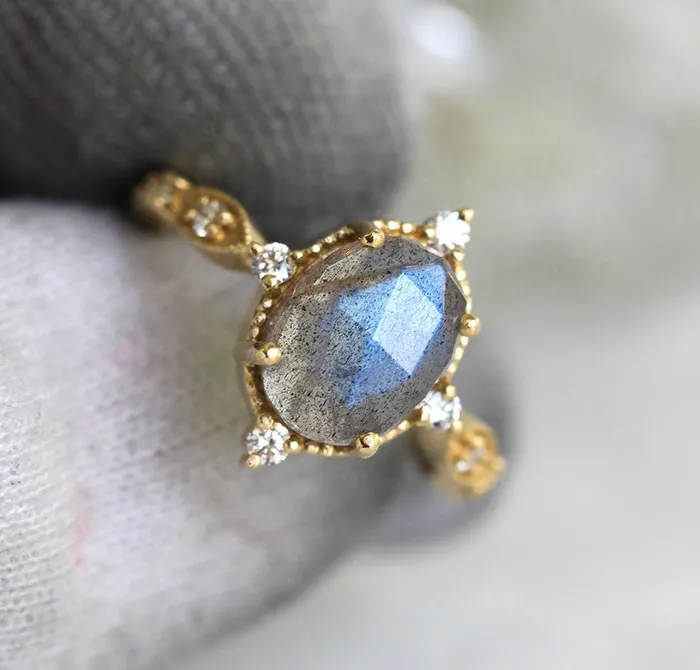 Capucinne Arya Vintage Inspired Labradorite Ring Rings