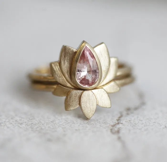 Capucinne Rings Paisley Lotus Sapphire Ring Set