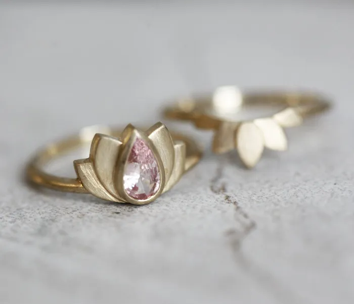 Capucinne Rings Paisley Lotus Sapphire Ring Set