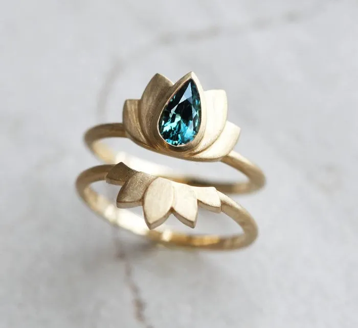 Capucinne Rings Paisley Lotus Sapphire Ring Set