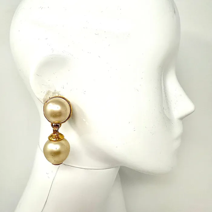 Chanel Earrings Chanel Vintage ClipOn Earrings