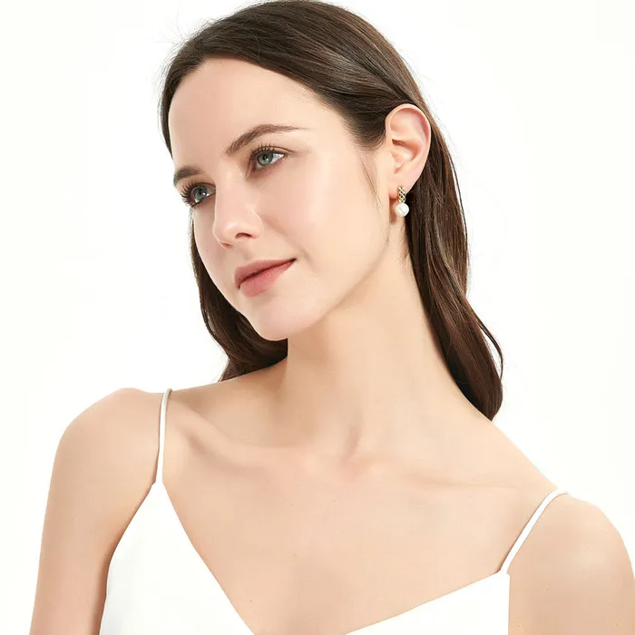 Earrings BERRICLE Solitaire Cultured Pearl Stud Earrings in Sterling Silver