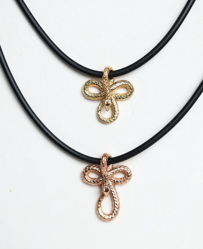 Mens snake necklace with natural rubber cord and large pendant Capucinne Necklaces