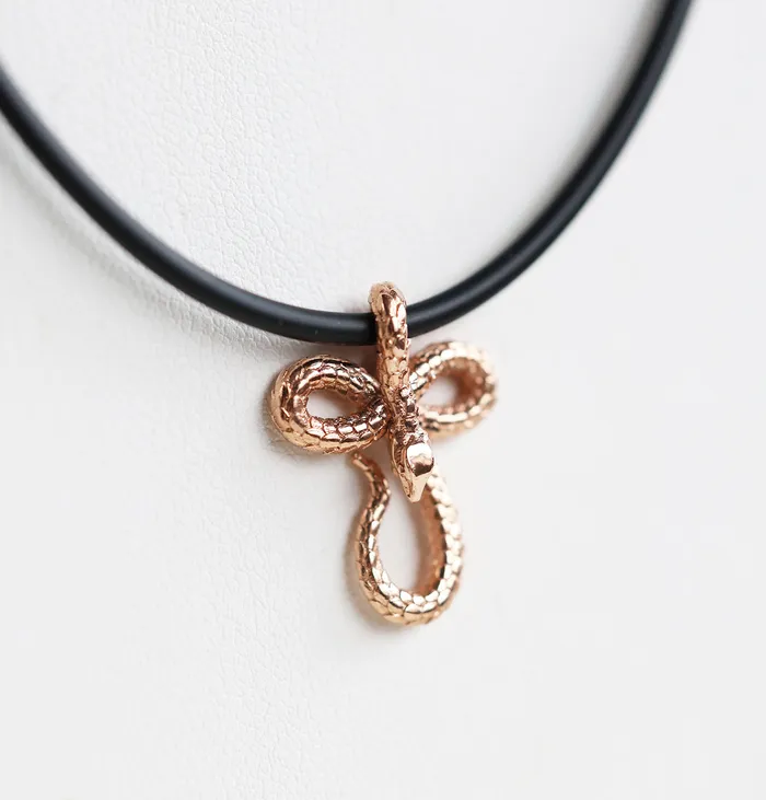 Mens snake necklace with natural rubber cord and large pendant Capucinne Necklaces