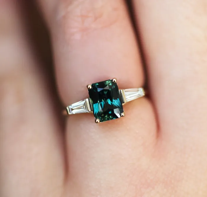 Rings Capucinne Solana Radiant Alexandrite Ring