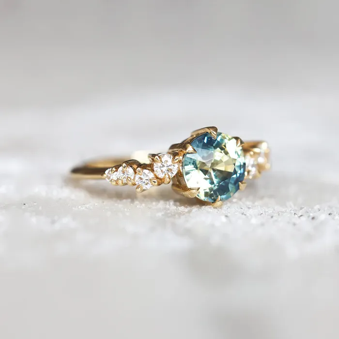 Round bicolor sapphire and diamond cluster ring Ready to Ship Capucinne Rings Round bicolor sapphire and diamond cluster ring Ready to Ship Capucinne Rings