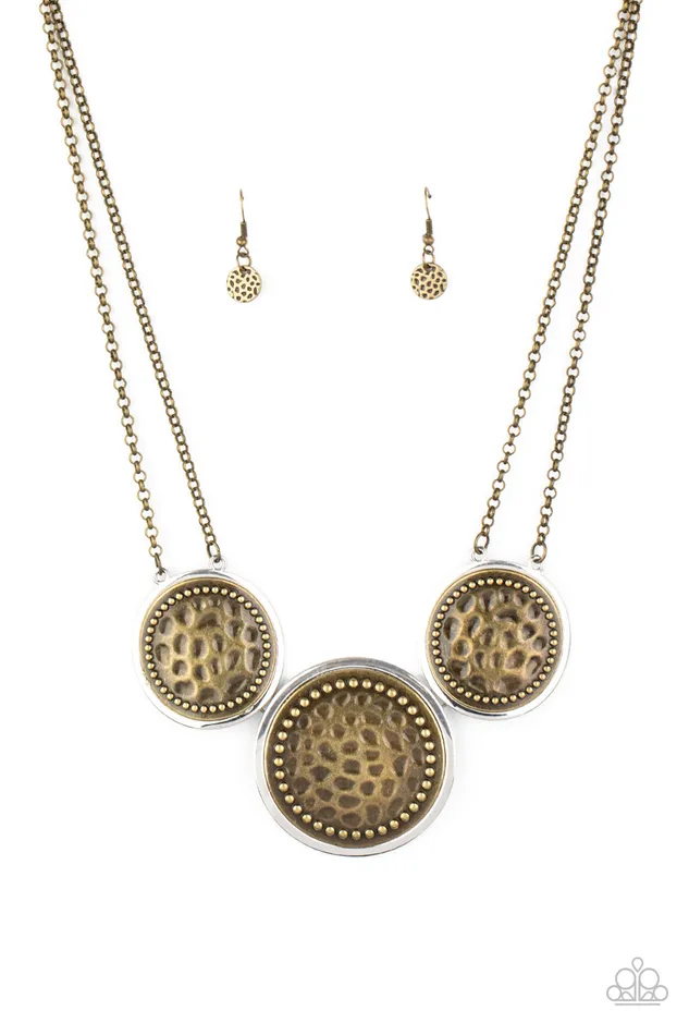 All Eyes On U Jewelry Paparazzi Accessories Necklaces Gladiator Glam Brass Paparazzi Necklace All Eyes On U Jewelry Paparazzi Accessories Necklaces Gladiator Glam Brass Paparazzi Necklace