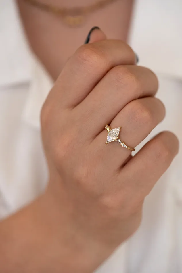 ARTEMER Geometric Engagement Ring with Triangle and Baguette Diamonds Rings