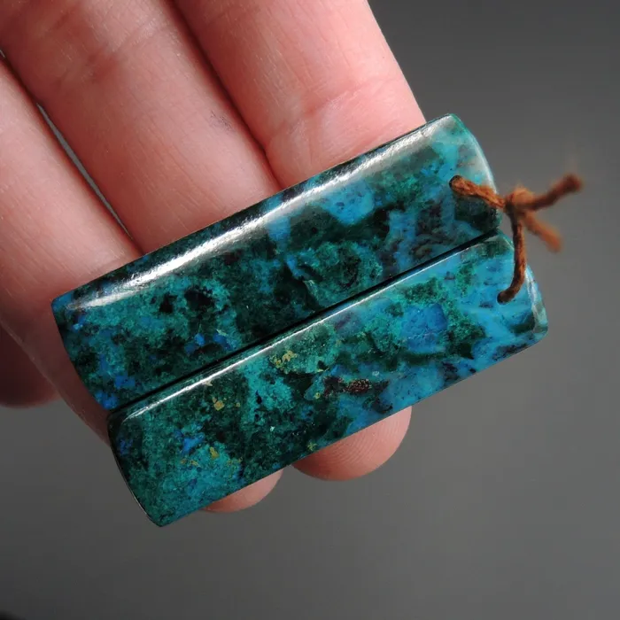 Earrings Intrinsic Trading Parrot Wing Chrysocolla Earring Pair Drilled Rectangle Natural Stone Earring Pair E2608 Earrings Intrinsic Trading Parrot Wing Chrysocolla Earring Pair Drilled Rectangle Natural Stone Earring Pair E2608