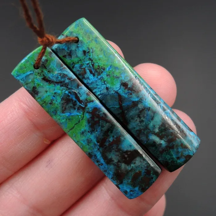 Intrinsic Trading Parrot Wing Chrysocolla Earring Pair Drilled Rectangle Natural Stone Earring Pair E2614 Earrings Intrinsic Trading Parrot Wing Chrysocolla Earring Pair Drilled Rectangle Natural Stone Earring Pair E2614 Earrings