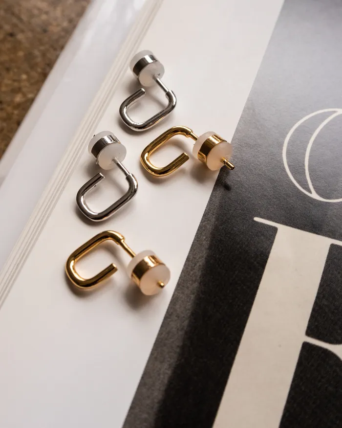 Luv Aj PreStyled Sets Petite Chain Link Huggies Gold Luv Aj PreStyled Sets Petite Chain Link Huggies Gold