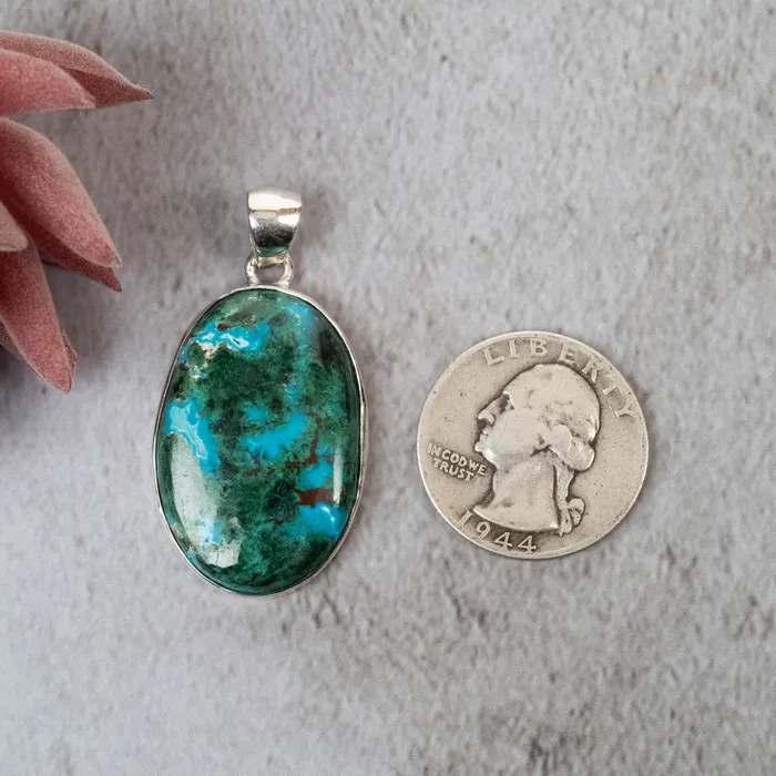 Necklaces InnerVision Crystals Chrysocolla Malachite Pendant 1016 g 43x23mm 925 Silver