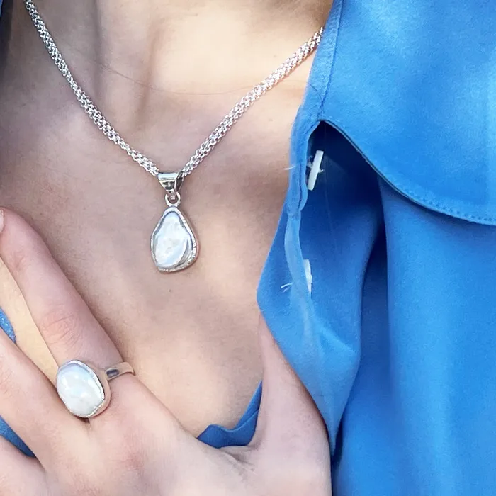 Q Evon Rings Silver Baroque Pearl Ring