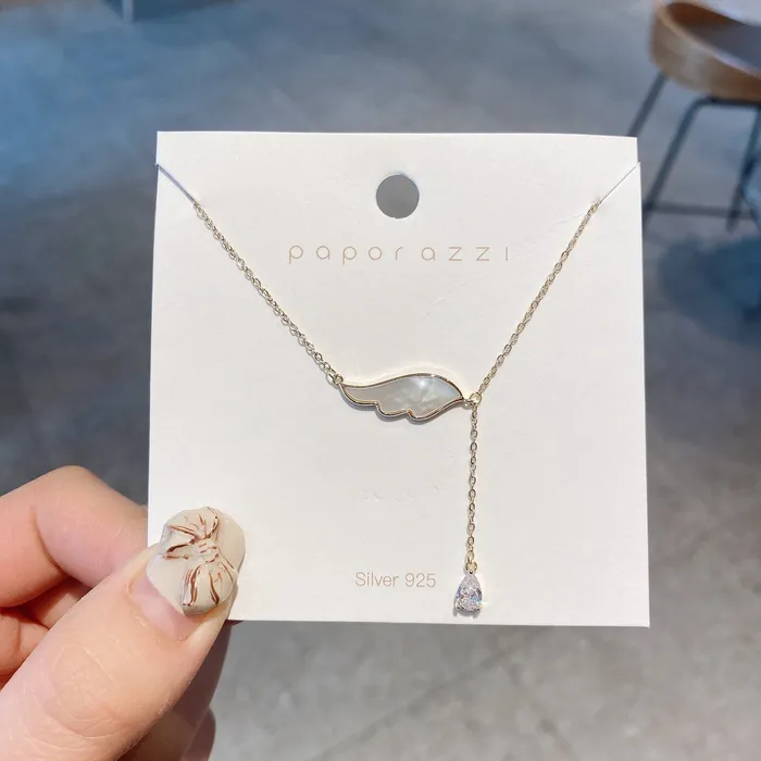 Refined by AnnaKaci Feather Drop Necklace Necklaces Refined by AnnaKaci Feather Drop Necklace Necklaces
