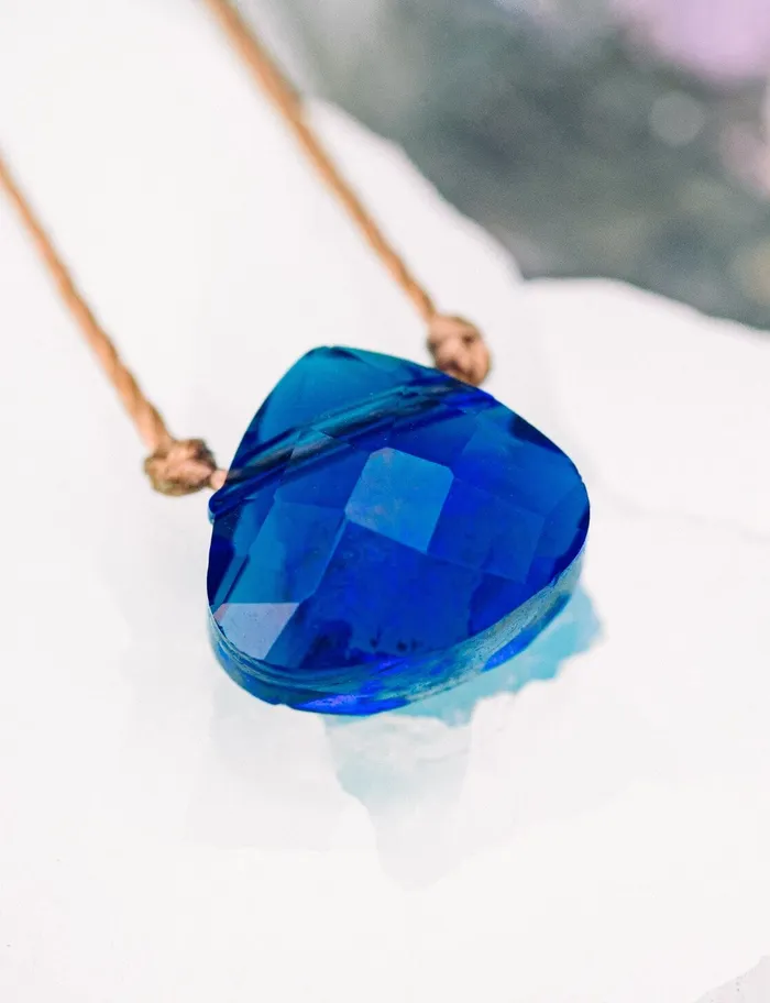 SoulKu Necklaces Azure Blue Crystal Soul Shine Necklace for Wish